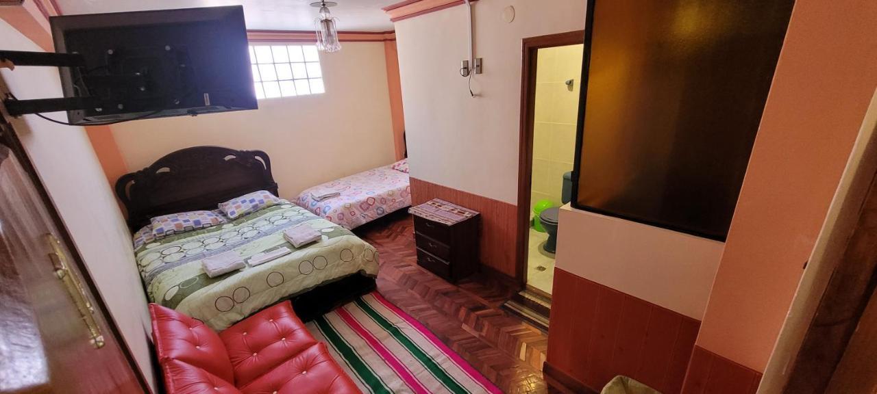 Bed and Breakfast Hostal Sol Y Luna Копакабана Экстерьер фото