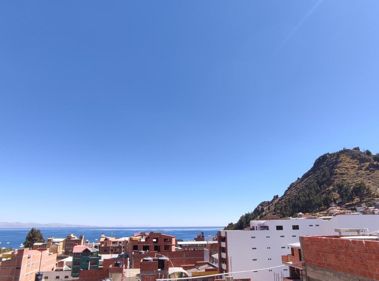 Bed and Breakfast Hostal Sol Y Luna Копакабана Экстерьер фото